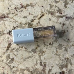 New Kosas Wet Lip Oil in ‘Jellyfish’ with bonus Too Faced lip injection extreme